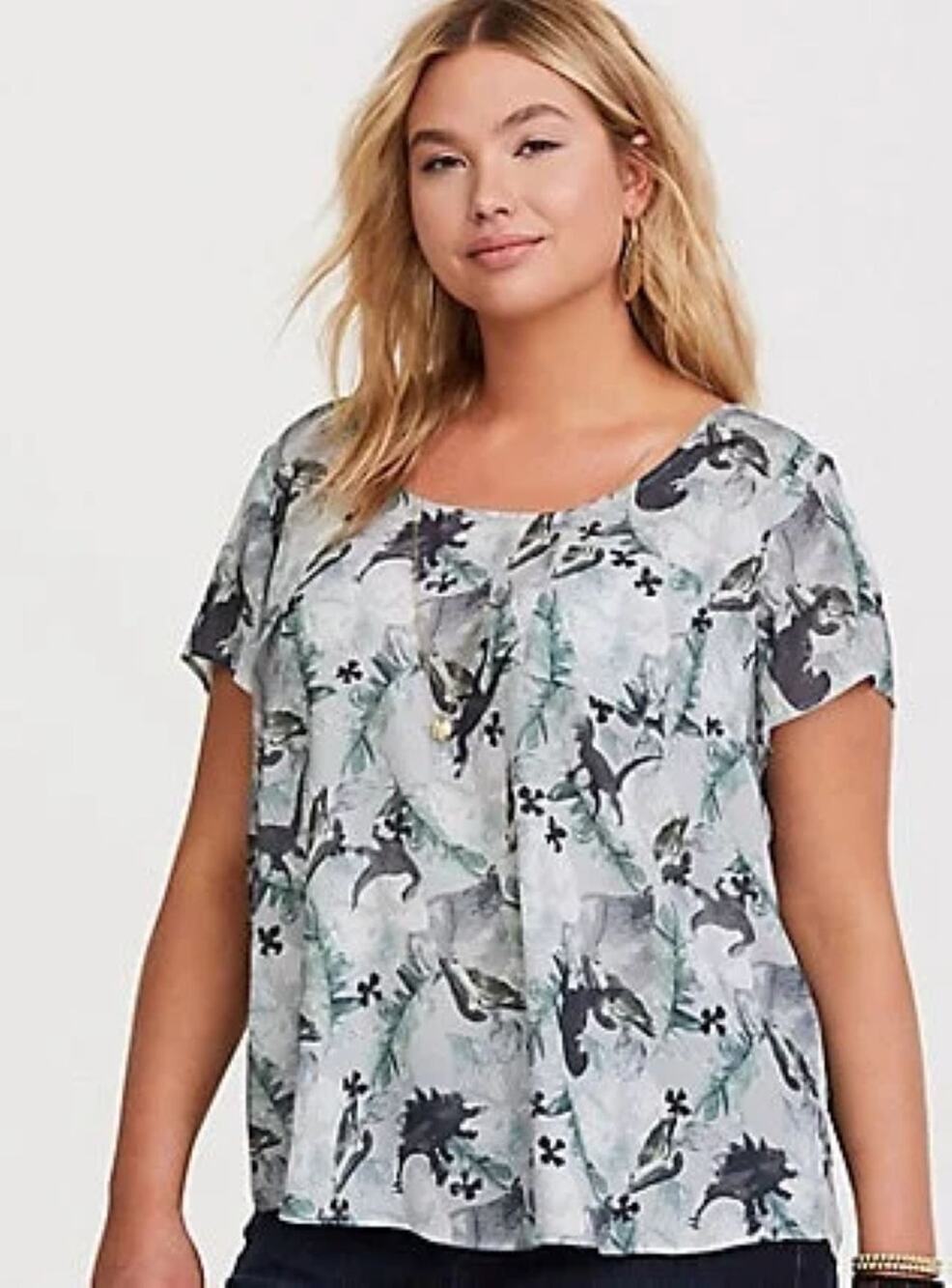 Torrid Jurassic World Abbey Georgette Blouse Size 2 Green Print 25th Anniversary